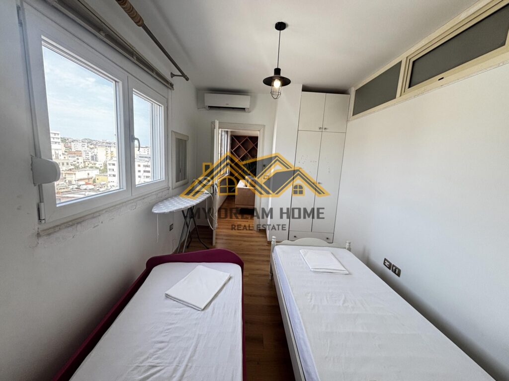 ekskluzive-shitet-apartament-21-ne-qender-te-durresit-pr-11