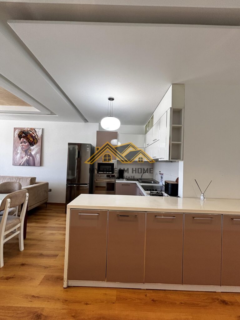ekskluzive-shitet-apartament-21-ne-qender-te-durresit-pr-8