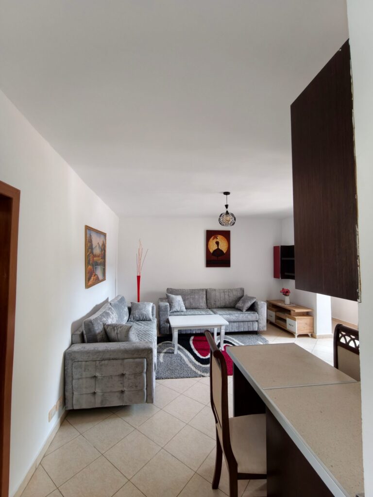 🏡 JEPET SHTËPI ME QIRA NË LUSHNJE