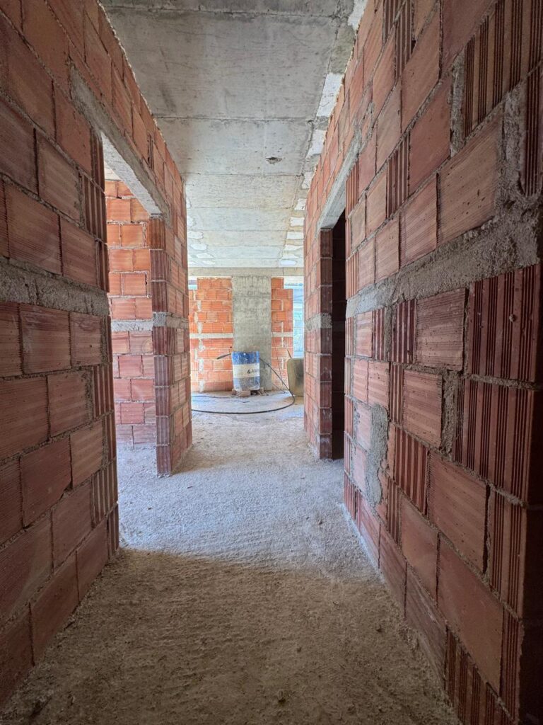APARTAMENT NE SHITJE 1+1 KODRA DIELLIT 2