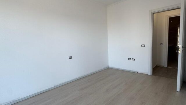 shitet-apartament-21-astir-10