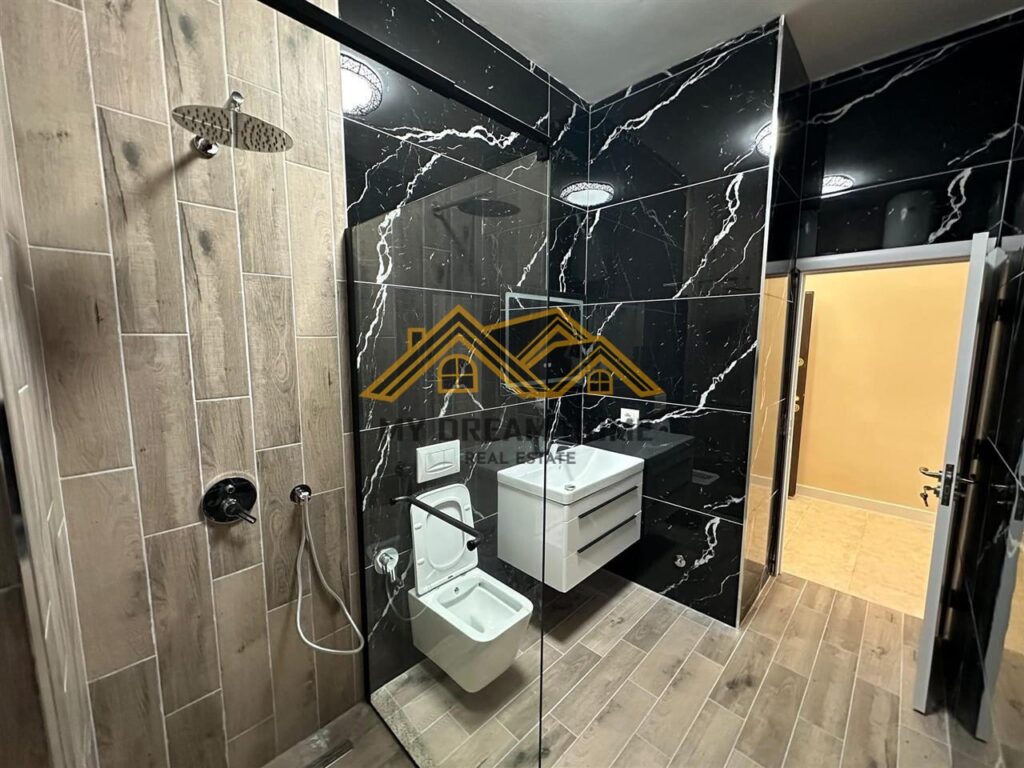 Apartament 3+1 në shitje në Durrës – foto 3