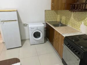 Apartament 1+1 me qera te ish-Tregu Elektrik — 25,000 lekë/muaj