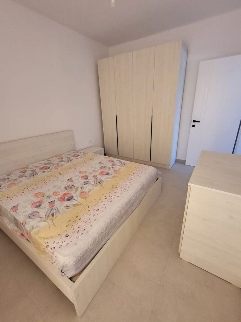 Apartament 1+1 me qera te Qyteti Studenti — 35,000 lekë/muaj