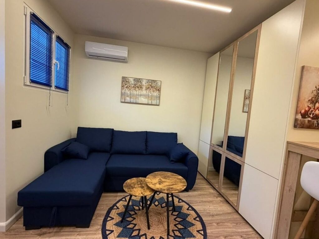 Garsonierë me qira në Fresk, Tiranë – foto 1