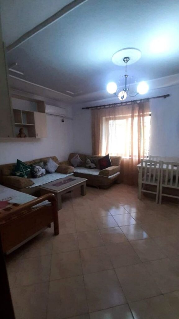 Apartament 1+1 me qira në Ali Demi, Tiranë – foto 1