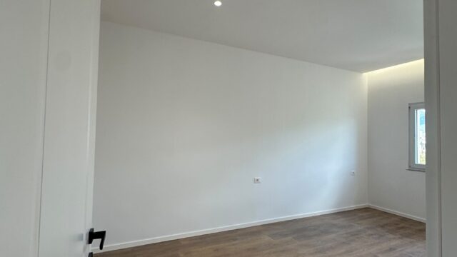 Apartament 1+1 në shitje në Rrugën Bardhyl, Tiranë