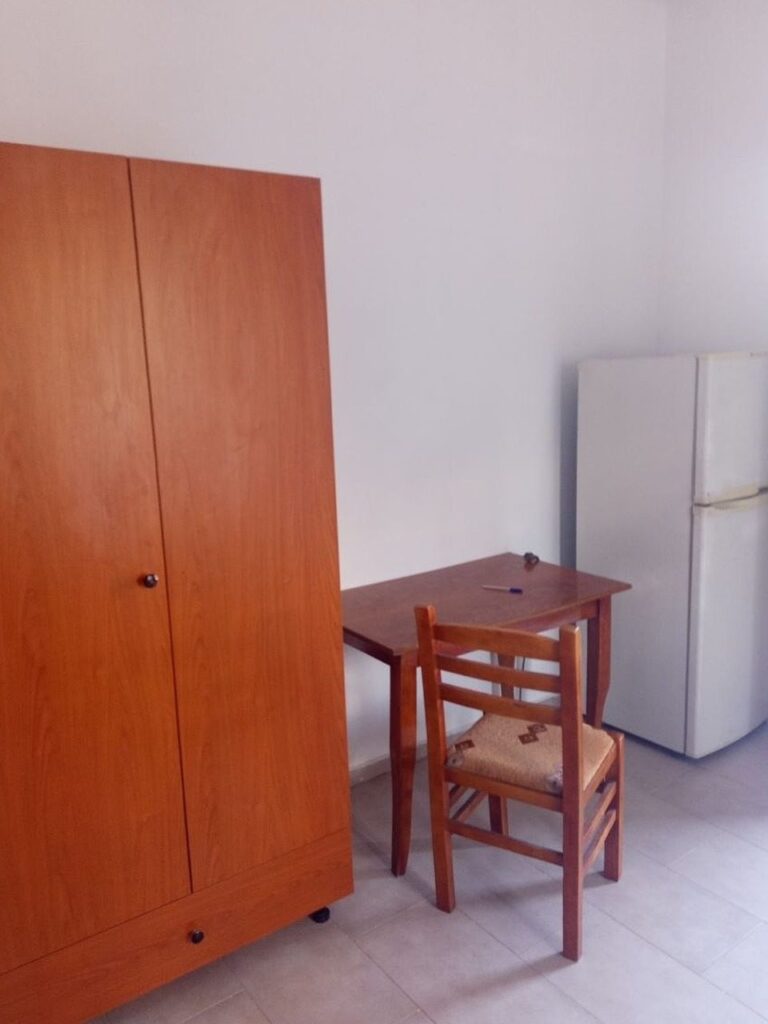 Garsonierë me qira në Ali Demi, Tiranë – foto 2