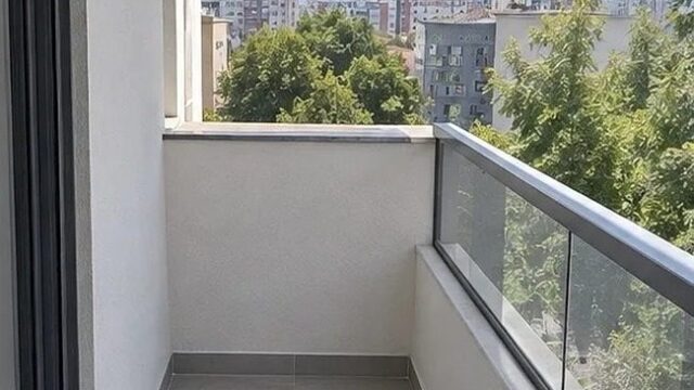 Zyrë me qira te Pallati me Shigjeta, Tiranë – foto 3