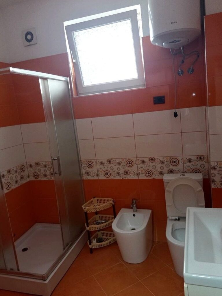 Apartament 1+1 me qira te Fakulteti Ekonomik, Tiranë – foto 4