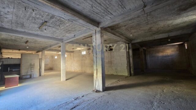 Ambient biznesi/magazinë me qira në Astir, Tiranë – foto 4