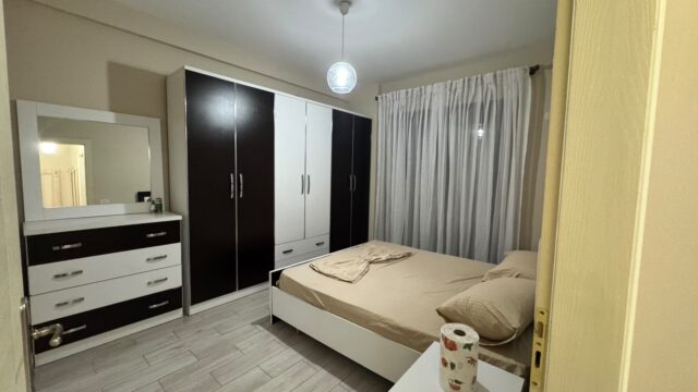 Apartament 2+1 me qira pranë Rrethit të Astirit, Tiranë – foto 2