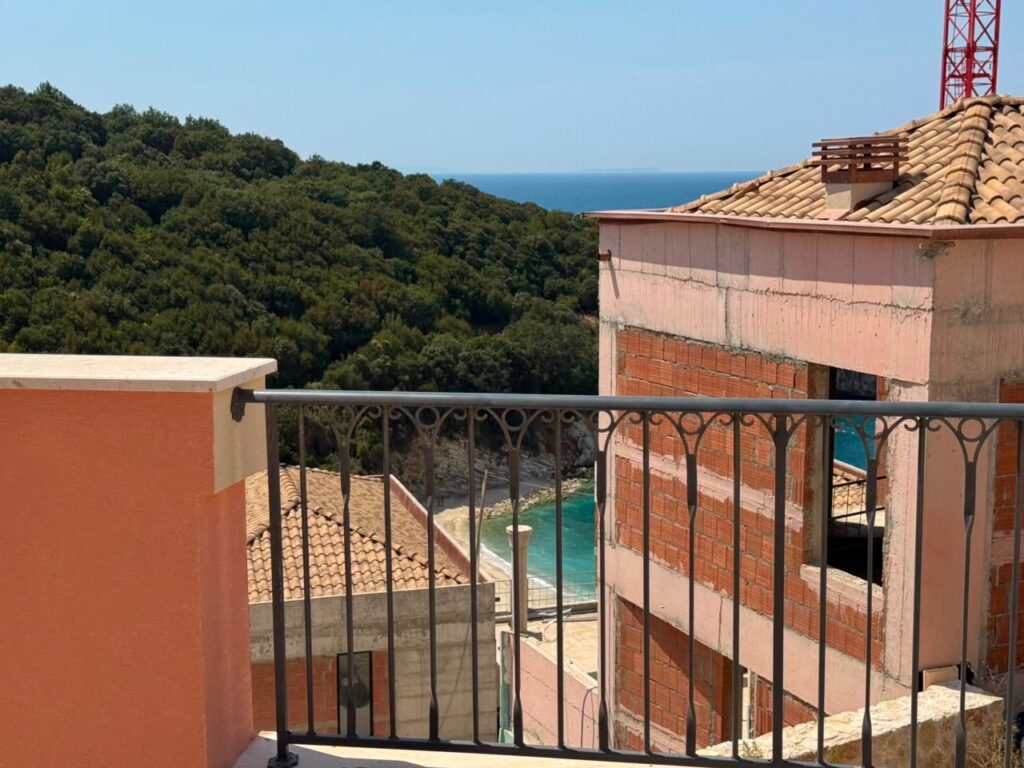 Vilë në shitje te Manastiri Resort, Sarandë – foto 2