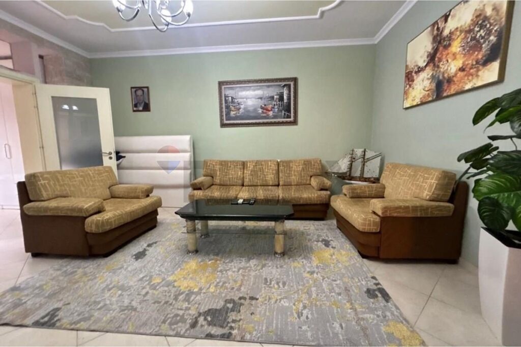Apartamnet 1+1 per Qera