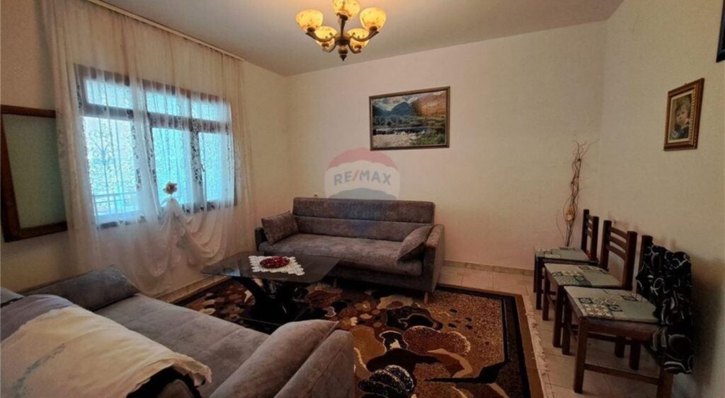 Vilë në shitje – foto 3
