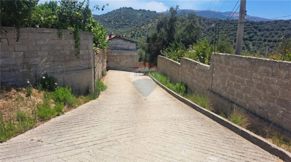 Vilë në shitje – foto 5
