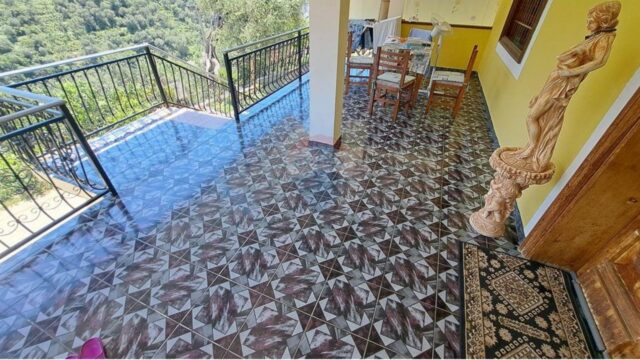 Vilë në shitje – foto 6