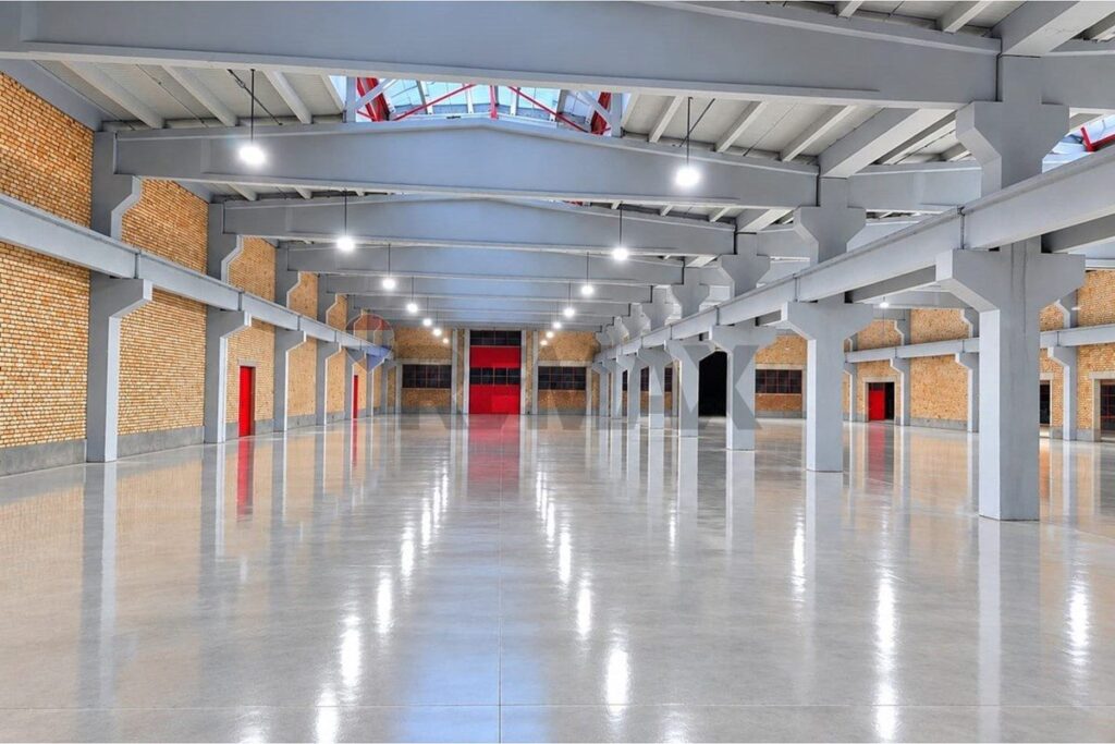 Magazinë me qira