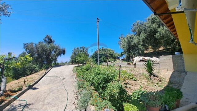 Vilë në shitje – foto 8