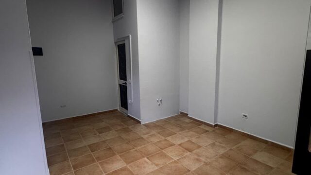 Ambient me qira në Rrugën Fortuzi, Tiranë – foto 4