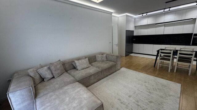 Apartament 3+1 me qira në Rrugën e Kosovarëve, Tiranë – foto 1