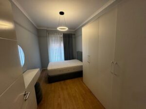 Apartament 3+1 me qira në Rrugën e Kosovarëve, Tiranë – foto 4