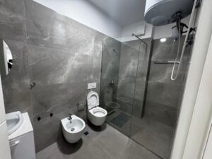 Apartament 3+1 me qira në Rrugën e Kosovarëve, Tiranë – foto 8