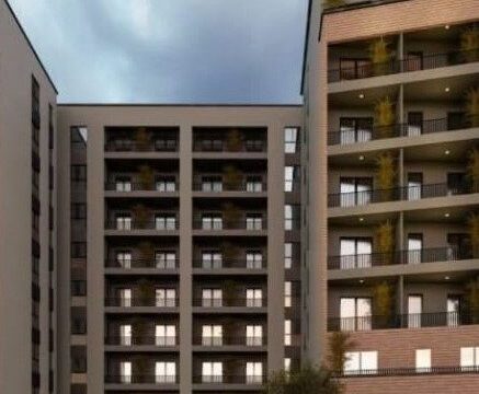 Vilë 3-katëshe në shitje në Darëzezë, Fier