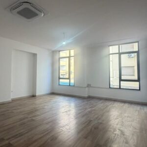 🏢 JEPET ZYRË ME QIRA | DONIKA CENTER