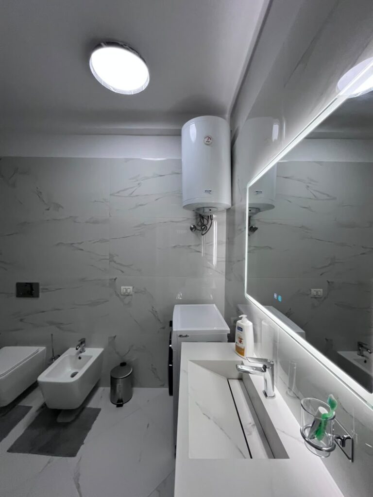 Apartament modern 1+1 me qira në zonën e Plazhit, Durrës – foto 7
