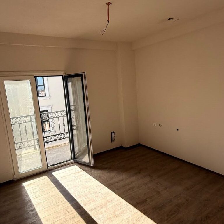 🏡✨ SHITET APARTAMENT 2+1 | TIRANA PORTA E RE – SAUK 🔑