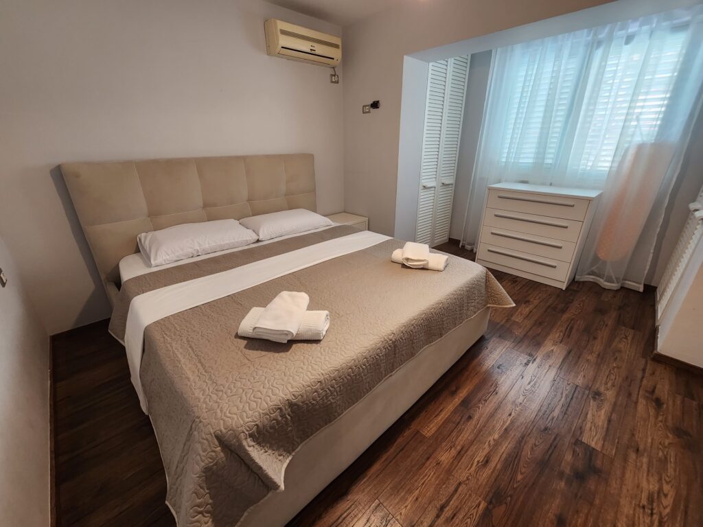 Apartament me qira në Tiranë – foto 9