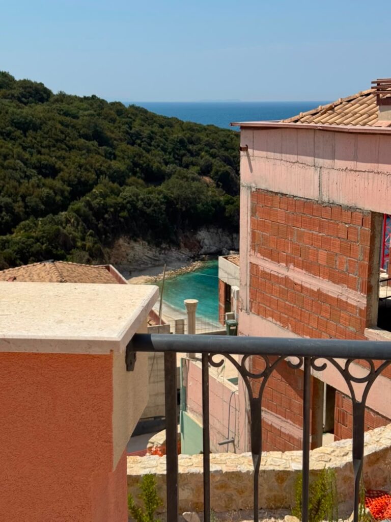 Vilë në shitje te Manastiri Resort, Sarandë – foto 5