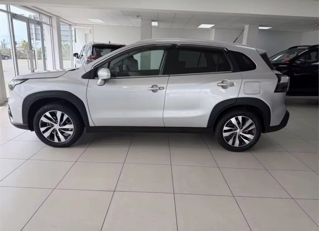 Suzuki S-Cross – pamje e automjetit, foto 3